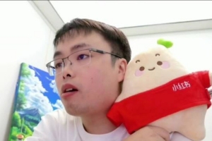 不差钱！KPL教练LoveCD：JDG有很多钱 市场很少有队能竞争得过他