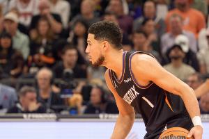 布克：勇士经验丰富会让我们为失误付出代价 我们没执行好计划