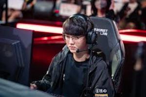 那还远不够完美呀！Perfect赛点局后疯狂被T1轮番点菜