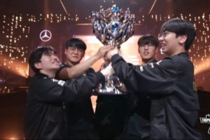 解说雨童：OFGK拿下三连冠！T1的世界赛调整能力毋庸置疑