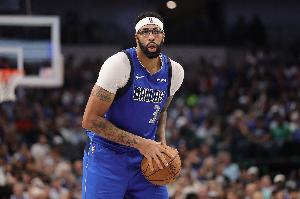 TA：尽管队医警告提前复出有跟腱撕裂风险 哈里森仍然催促AD复出