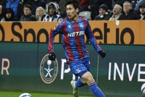 镰田大地：踢加纳难出战但下一场没问题 在水晶宫防守得到强化