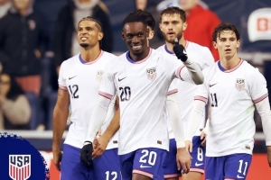 雷纳、巴洛贡破门！美国友谊赛2-1击败巴拉圭