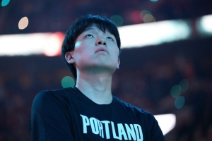 杨毅：近2场能感觉瀚森瘦了&体脂减了 他不是没内驱力&需调整时间