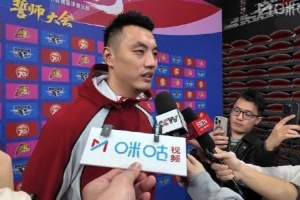 翟晓川：希望曾凡博回来 帮助球队冲击冠军 和赵睿很熟悉