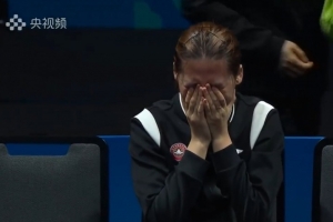 不容易！上海队摘得全运会乒乓球女团铜牌，陈熠捂脸流下泪水