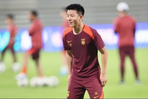 足球中国为陶强龙庆祝24岁生日，球员已为国足出战5次