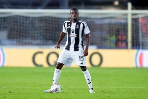 卡卢卢：DV9被拉扯应该判点球，他受到嘘声影响这是人之常情