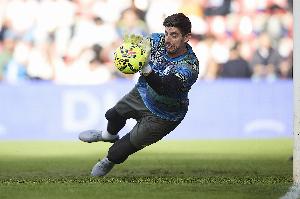 记者：库尔图瓦预计能够及时康复，赶上对阵赫罗纳的比赛