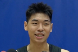 美女记者：崔永熙真诚&聪明是很好的采访对象 过去一年他没有浪费