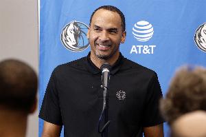 为何浓眉交易价值这么低？再没有第二个冤大头觉得有他就能争冠？