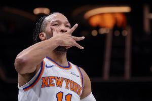 就是砍分！布伦森34分钟28投14中砍下33分 正负值+16