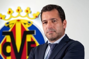 世体：比利亚雷亚尔CEO在更衣室堵门骂裁判，被处以禁赛半个月