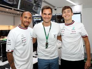 拉塞尔：22年曾和老汉提议让工程师坐进车里体验海豚跳 但被拒绝