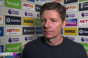 遭曼联逆转！格拉斯纳：被两个定位球击败令人沮丧，输得很不甘心