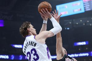 场均27.9分！Stein：爵士更可能围绕马尔卡宁补强而不是交易他！