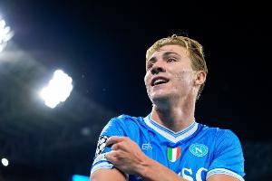 迪马：若霍伊伦进球+助攻达到10次可获15万欧，20次30次也有奖金