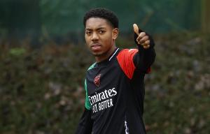 罗马诺：切尔西报价斯凯利的传闻不知道哪来的，100%是假的