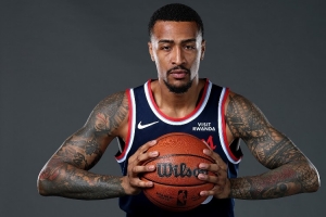 船记：可考虑将科林斯交易至森林狼换兰德尔 后者或能帮哈登更多