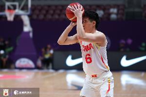 直播吧：浙江男篮程帅澎恐因伤错过俱乐部杯