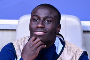 还有2年合同门迪时隔半年复出又伤了 8个月踢1场身价剩1000万