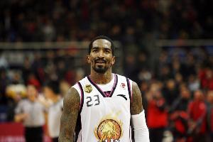 不愧神经刀！2011年今天：JR·史密斯砍52分22板7断 浙江轻取八一