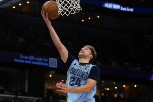 兄弟齐爆发！哥哥帕特·斯潘塞17分6助 弟弟卡姆·斯潘塞21分6助