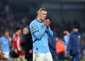 哈兰德本赛季联赛参与17粒非点球进球，五大联赛球员中最多