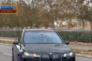 希望伤势无大碍！阿诺德抵达皇马基地接受检查