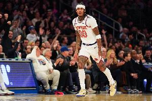 退防的意义？黄蜂两人不管克拉克森被后者上空篮 分差上双