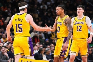 稳如泰山！湖人本赛季在进入关键时刻的比赛中7胜0负 联盟第一