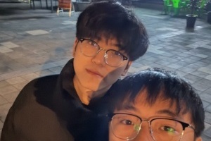 前iG经理锅盔晒与Zika：离开LNG时队伍极力挽留，但小唐想离开看看