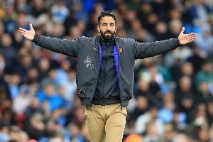 TA赛评：阿莫林的替补和主力差距太大，多尔古上场后球队陷入混乱