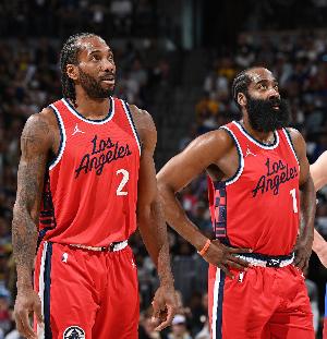 名记：联盟内部人士认为哈登交易价值呈中性 莱昂纳德是负资产