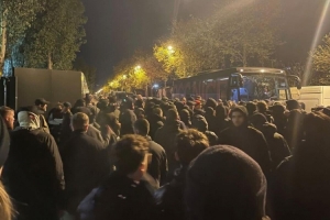 尼斯官方：强烈谴责对球员及体育总监的暴力行为，全力支持球队