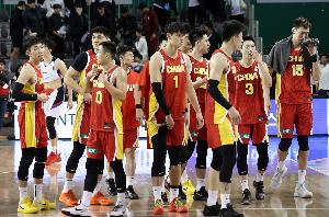 篮协负责人：对世预赛两场失利 篮协将坚决直面问题&不回避不逃避