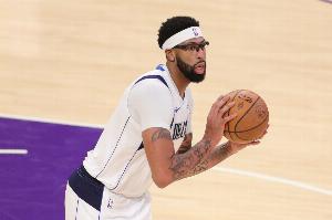 9中1仅得2分！浓眉：我为糟糕表现承担责任 必须为下一场做好准备