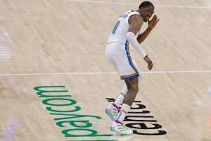 杰伦威：很多进攻机会都源于防守端 精准执行战术也能带来机会