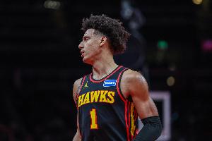 解说：半场约老师就拿下三双&但非约基奇 杰伦约进全明星板上钉钉