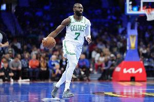 8助攻！杰伦·布朗：我看了大量录像研究如何让队友更多参与进攻