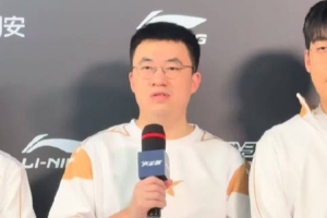 xiaohu谈对线RK时光：他对距离把控好 一直在边缘放球让人蛮难受