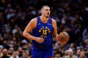 约基奇生涯第23次40+超大梦排名中锋第六位 第五是恩比德的48场