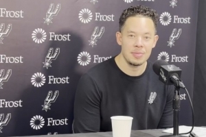 如何应对伤病潮？米奇：手里有什么牌就用什么 不尝试不可控内容