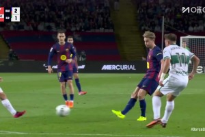 错失良机！德容精妙直塞费兰打门太正被佩尼亚扑出！