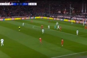 季前赛时多纳鲁马把穆夏拉整伤了，多纳鲁马掩面痛哭！