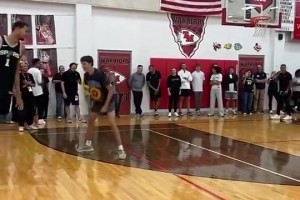 卧槽！手长脚长！哥们，你是国产文班啊？