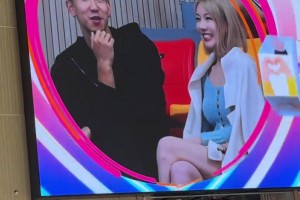 我不行了帕尔默纯纯纯精神小伙！这记者逗傻子玩呢！