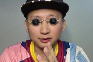 博主：梅西重返诺坎普球场，登贝莱抢先点赞，亚马尔消失…