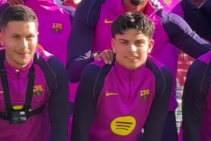 被阿劳霍“大脖溜子”后，亚马尔误以为是伯尔纳