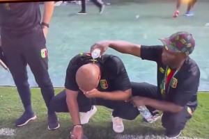 一周5佳球-飞雪连天！加拿大联赛惊天倒钩&瓦尔加劲爆世界波！